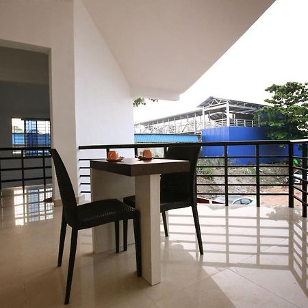 Railview Residency Hotell Alappuzha Eksteriør bilde