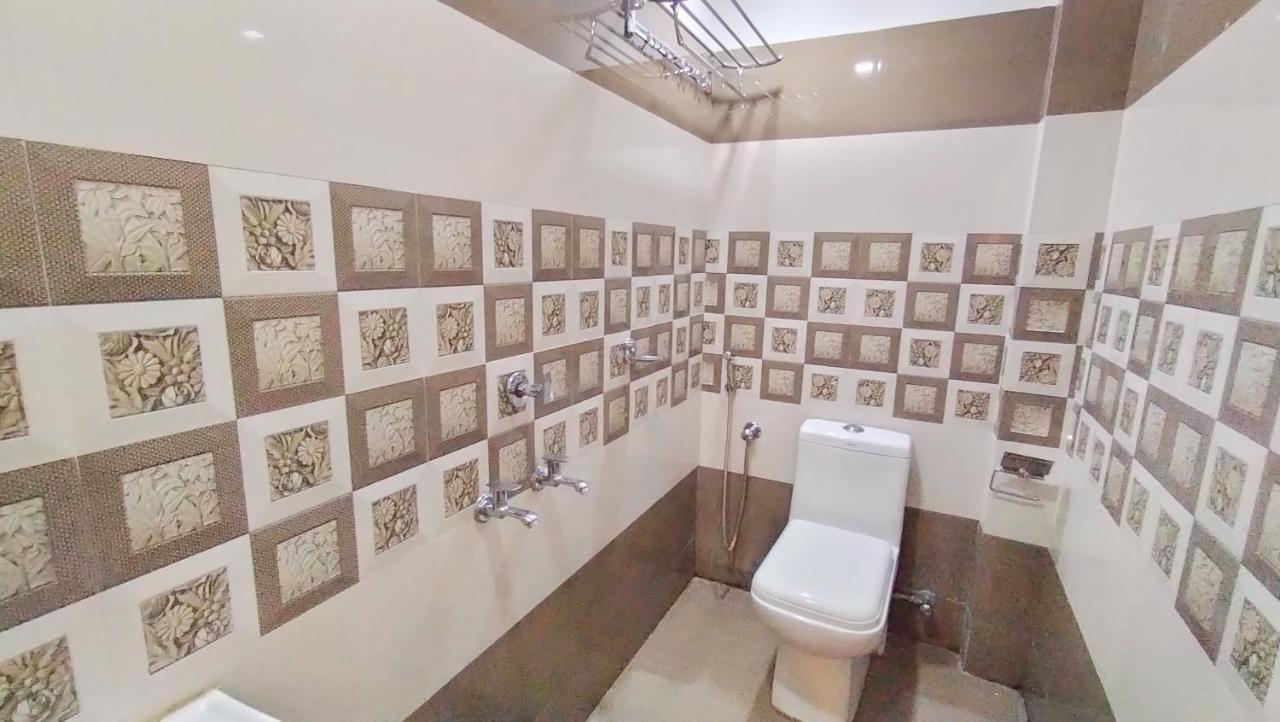 Railview Residency Hotell Alappuzha Eksteriør bilde